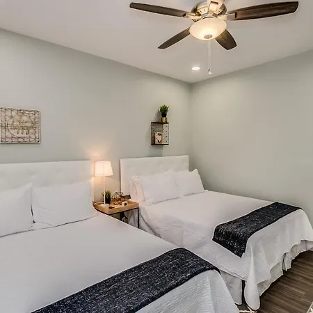 Heated Community Pool-Quiet Community-Top Flr Unit